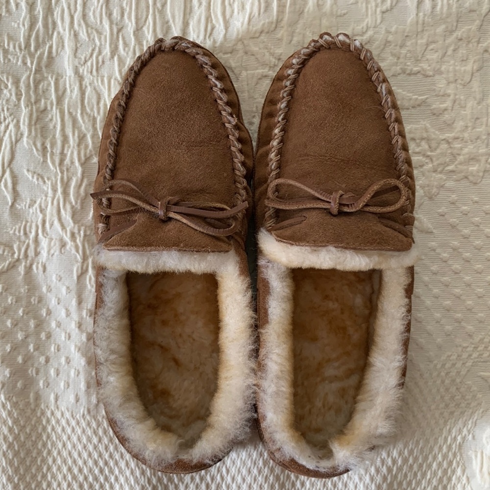 Men’s LLBean moccasin slippers, Size 11